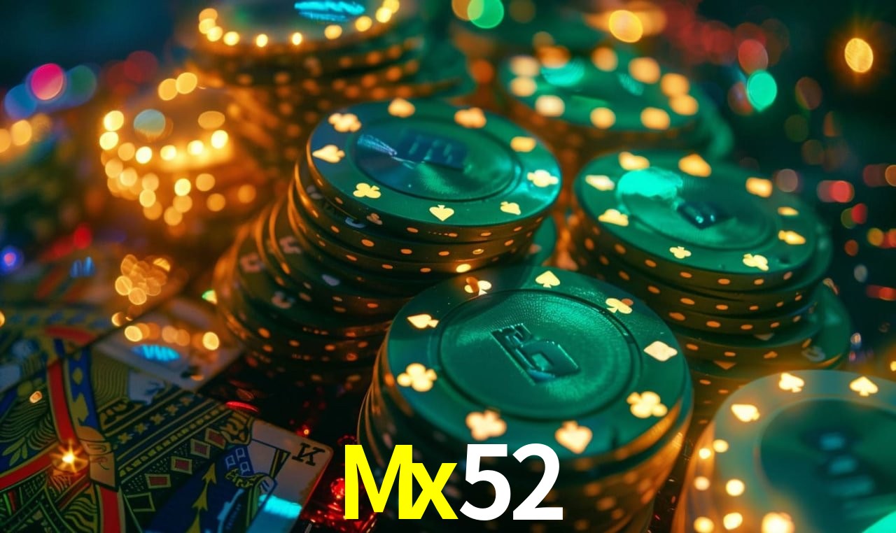 Escena dinámica inspirada en casino con iluminación Mx52, cartas, fichas e íconos de juegos digitales en un espacio moderno de juegos.